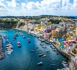 Jak rezervovat trajekt do Procida